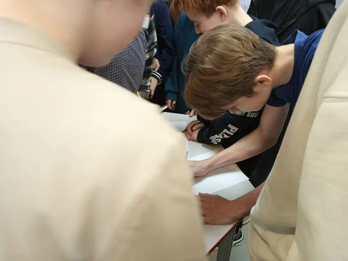 TKGLMlw8H7KIPjTa5uJTmm1s-t-uiID4kw95pRO0Q6BJvYZVCMR4HGG2JDVq4QqNqX_1s0SVWgYeWe4Dn0QqhV1t